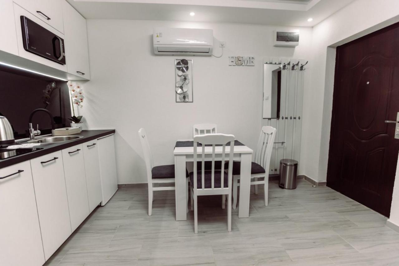 Aria Apartamento Cetinje Exterior foto
