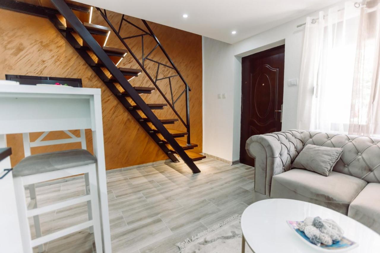 Aria Apartamento Cetinje Exterior foto